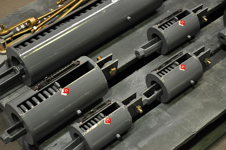 Pipe hangers